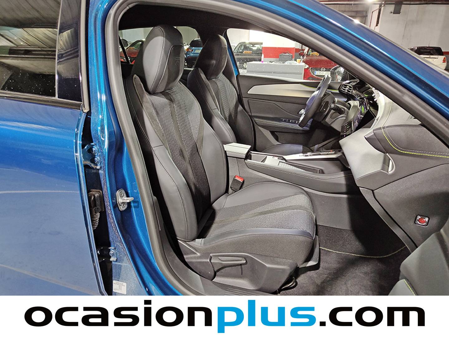 Foto Peugeot 308 Peugeot 308 PureTech 130 S&S GT EAT8 (130 CV)