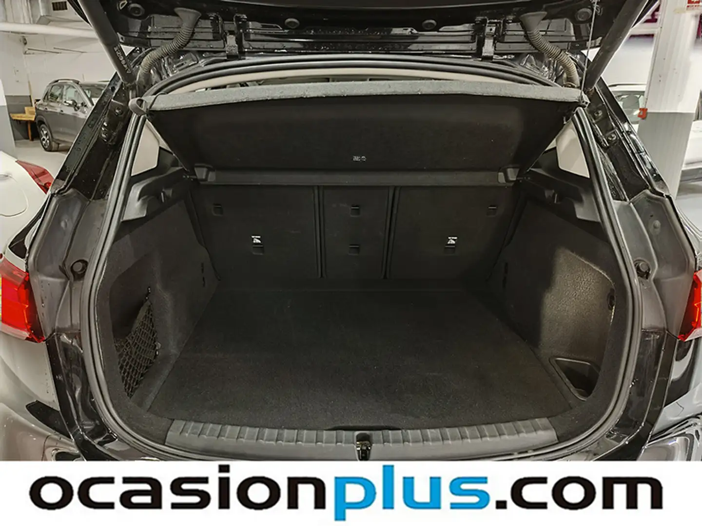 Foto BMW Serie 2 Active Tourer BMW Serie 2 218i Active Tourer (136 CV)