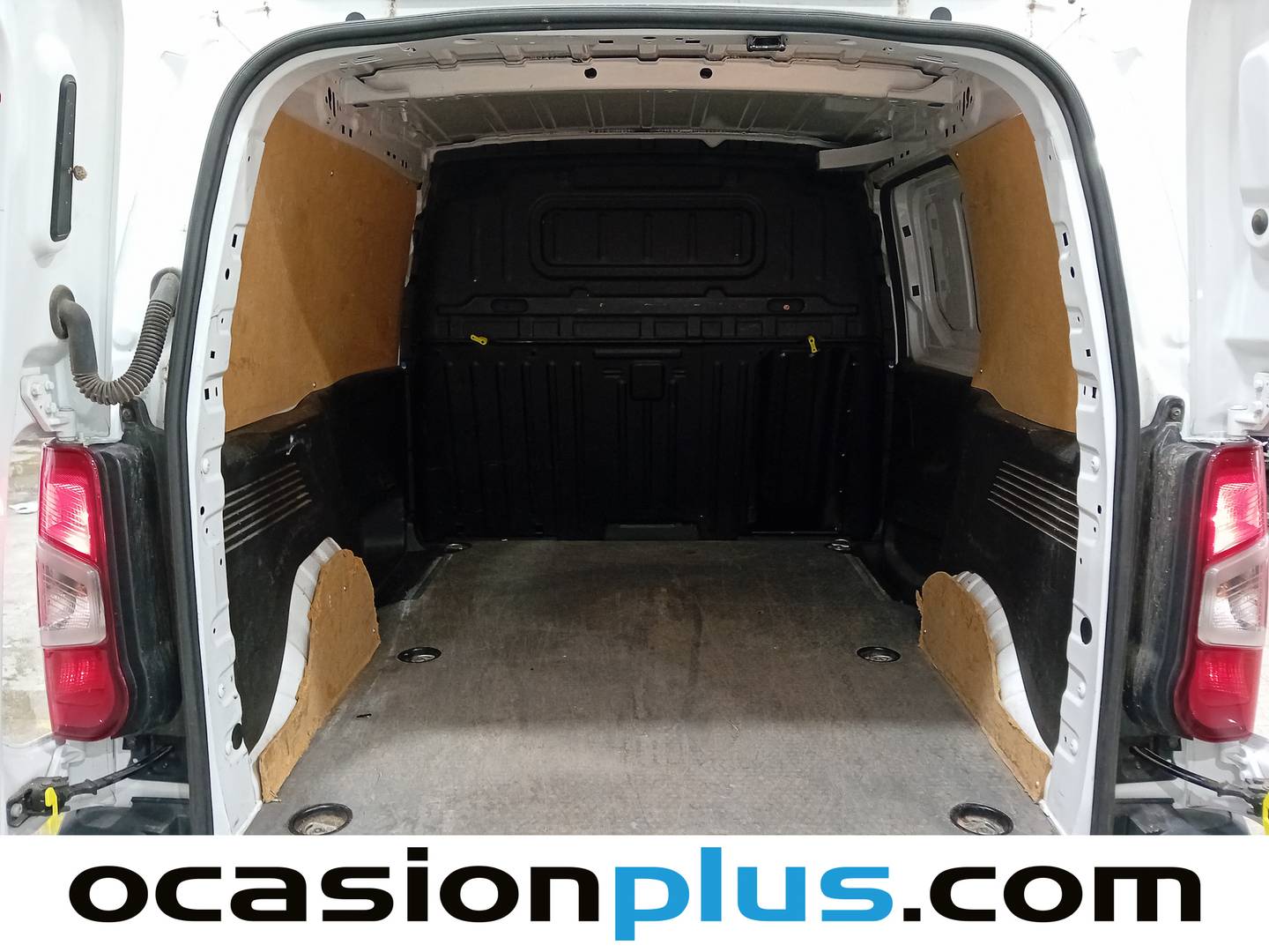 Opel Combo Opel Combo Cargo 1.5 Diesel L 1000kg (102 CV) 3 Plazas al mejor precio