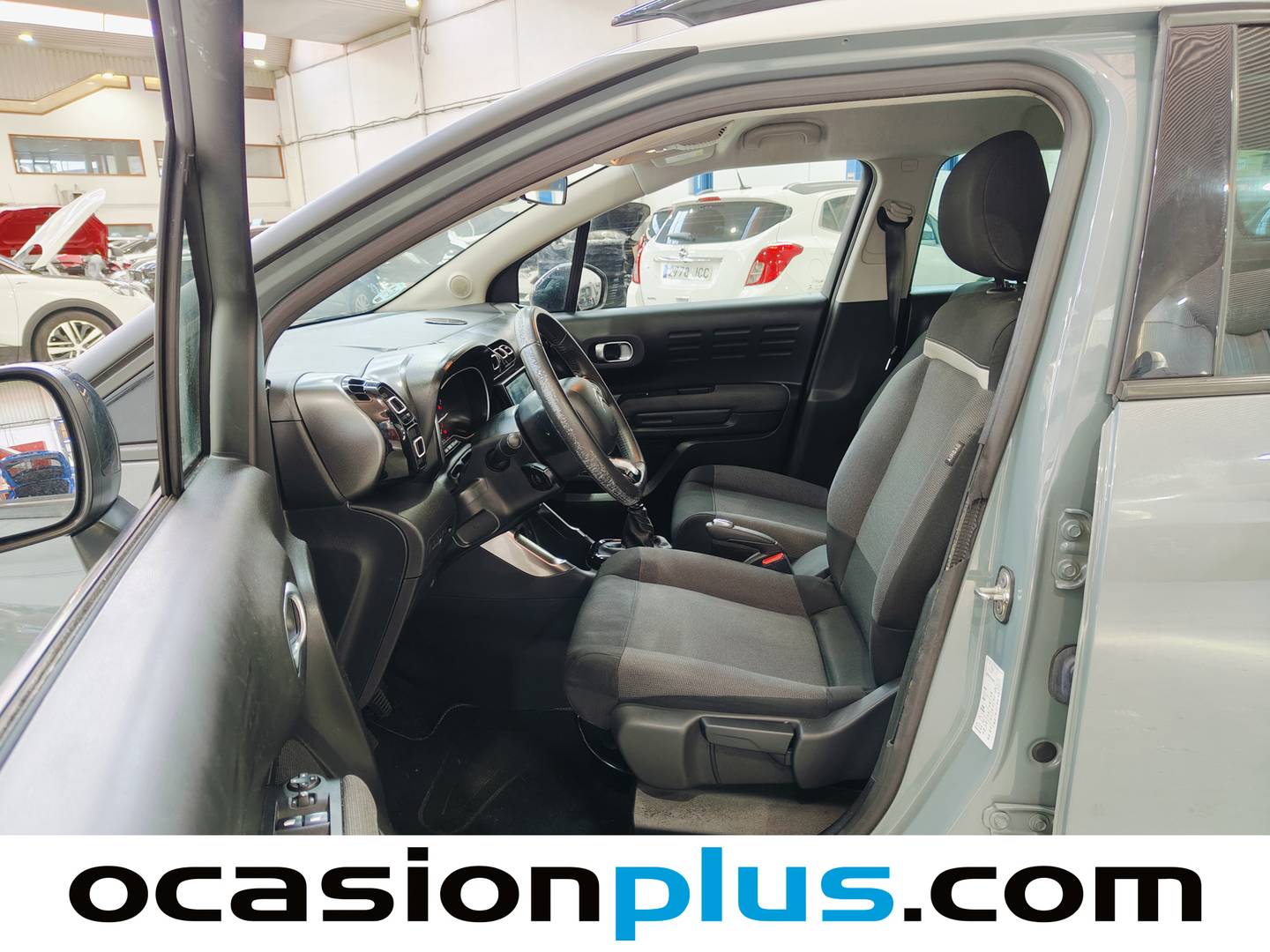 Foto asientos delanteros Citroën C3 Aircross Citroën C3 Aircross BlueHDi 110 S&S Shine (110 CV)