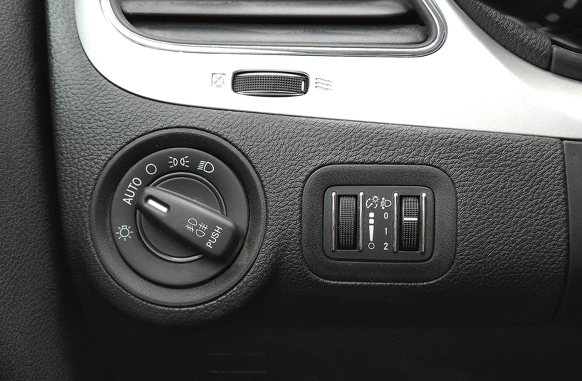 Fiat Freemont 2.0 Diesel Lounge AWD 7 plazas - foto 21