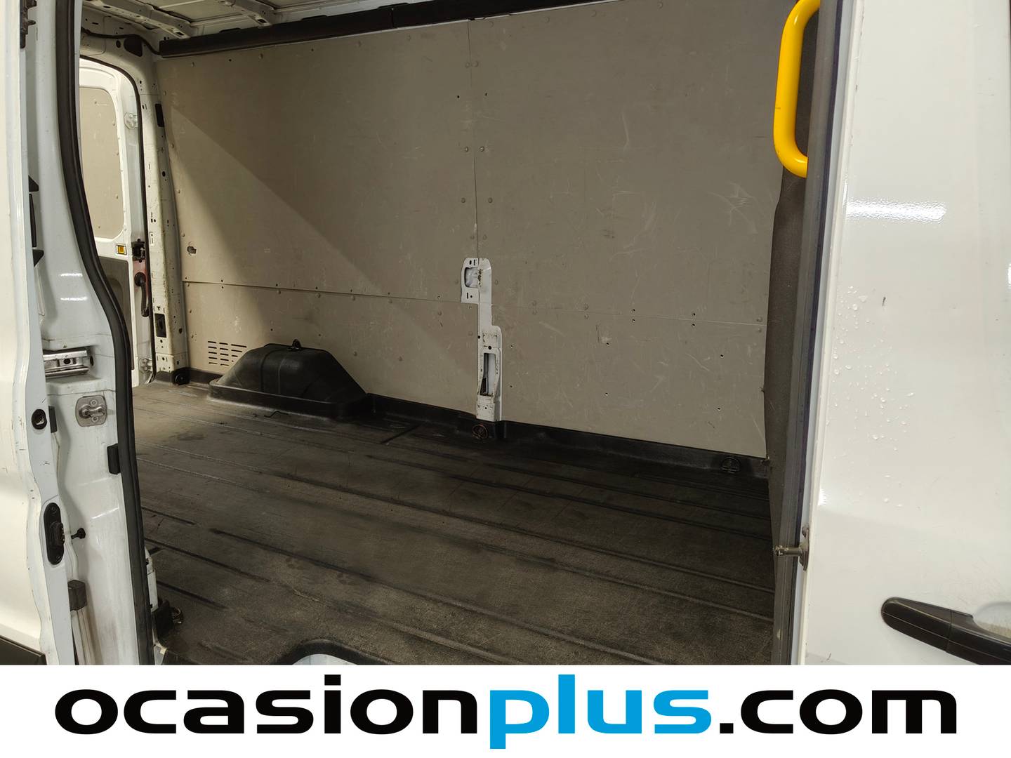 Foto asientos traseros Ford Transit Ford Transit 350 L3H2 Trend (130 CV)