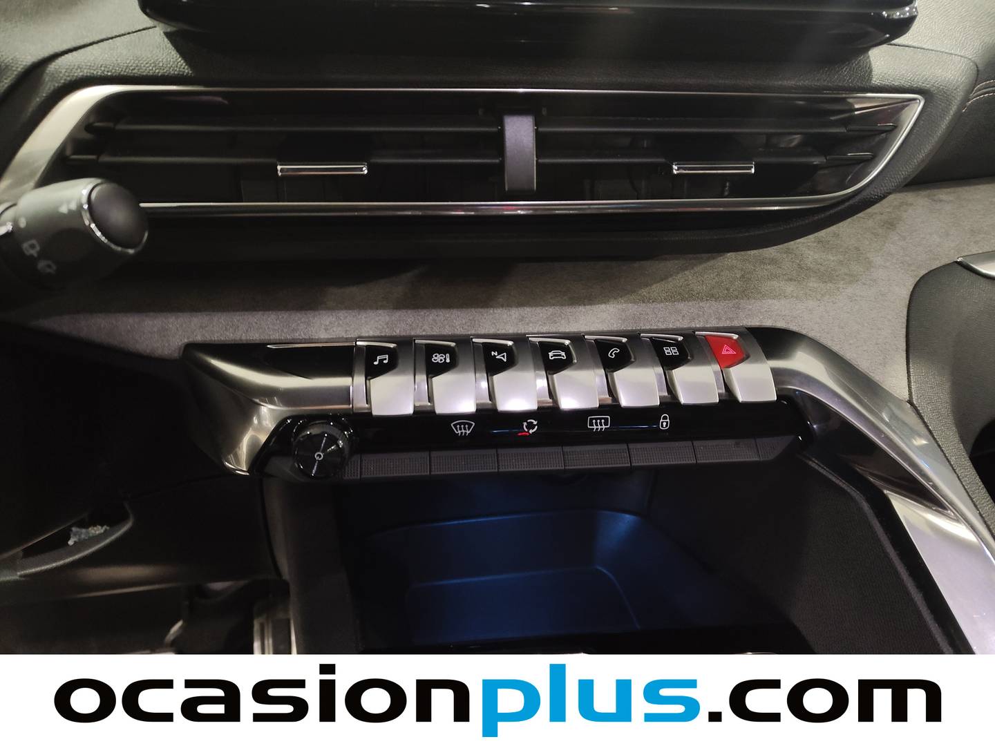 Foto Peugeot 3008 Peugeot 3008 PureTech 130 S&S GT EAT8 (130 CV)