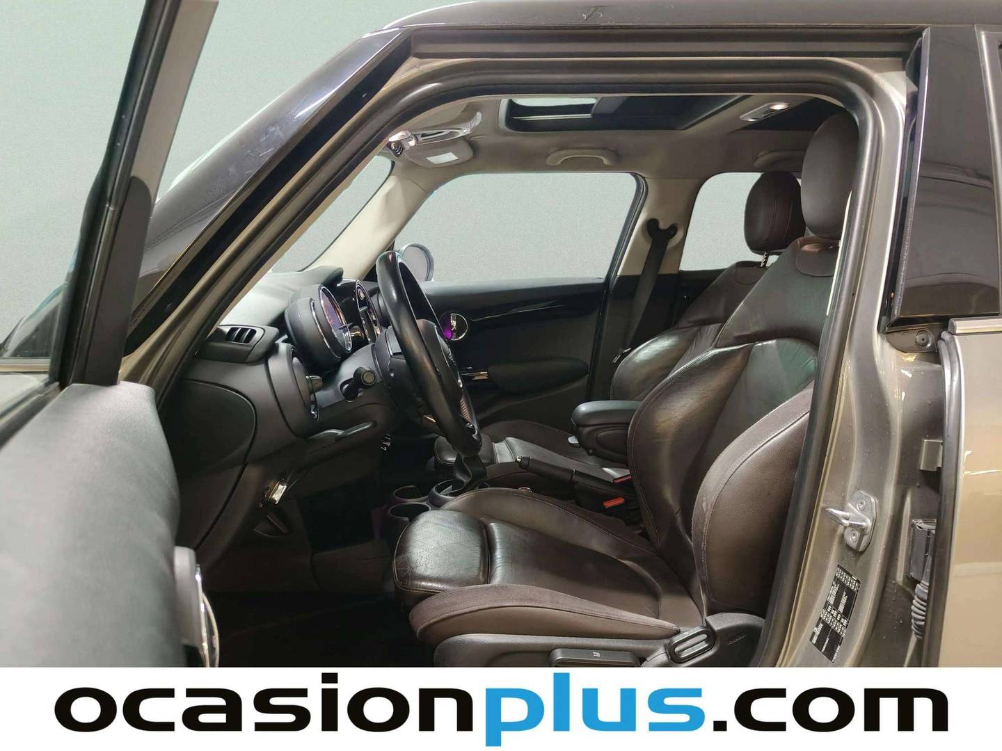 Foto asientos delanteros Mini MINI Cooper 5 Puertas Mini MINI Cooper 5 Puertas Cooper 5 Puertas (136 CV)