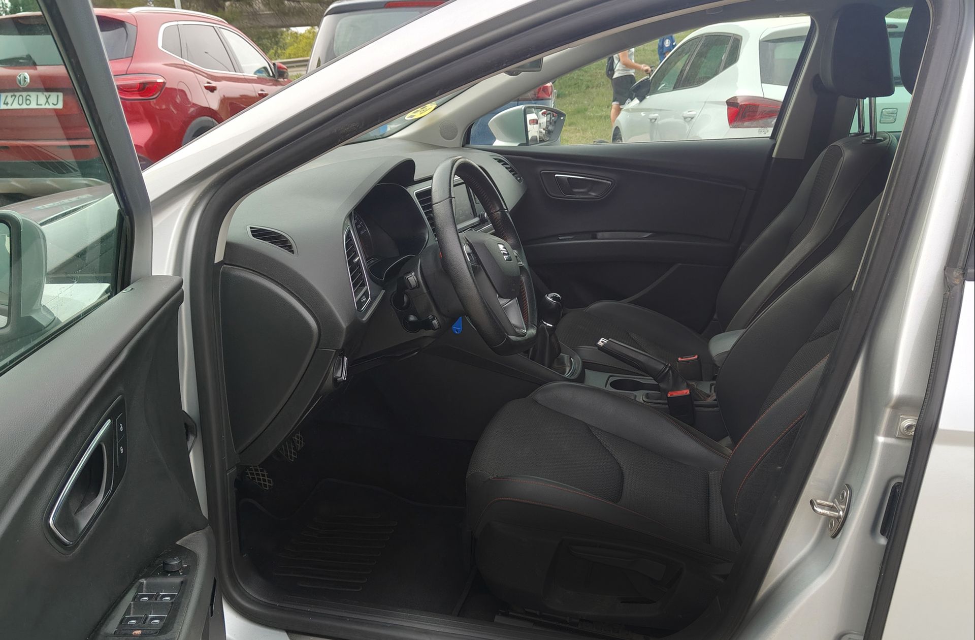 SEAT León 2.0 TDI FR - foto 10