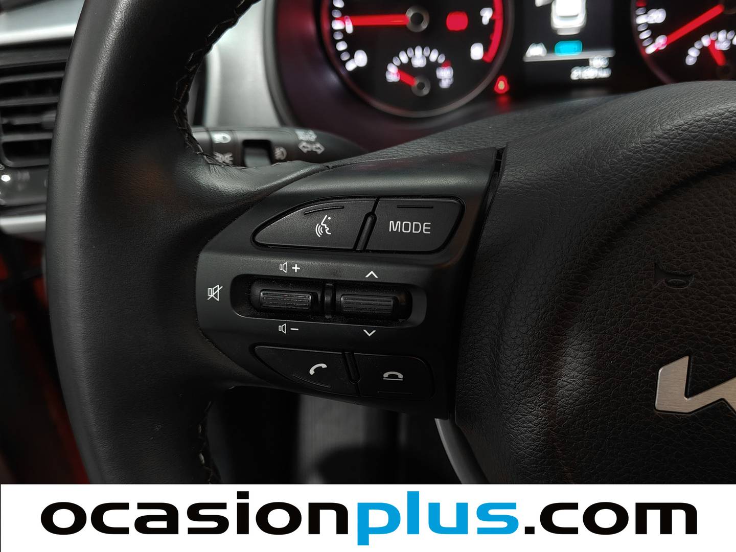 Foto KIA Stonic Kia Stonic 1.0 T-GDi MHEV Drive iMT (120 CV)