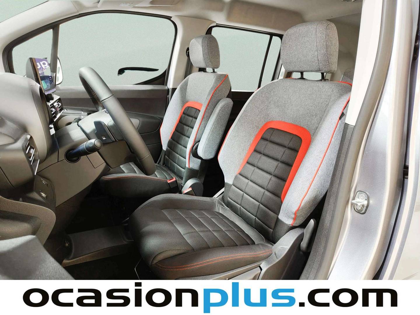 Foto asientos traseros Citroën Berlingo Citroën Berlingo BlueHDi 130 S&S Talla M Max Auto Pack XTR (130 CV)