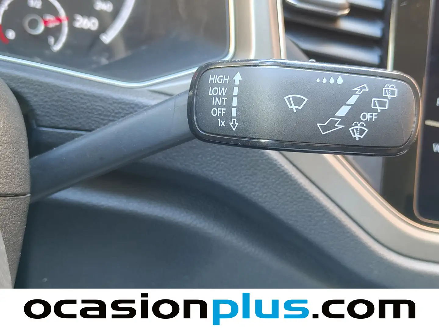 Foto Volkswagen T-Roc Volkswagen T-Roc Advance 1.5 TSI (150 CV) DSG