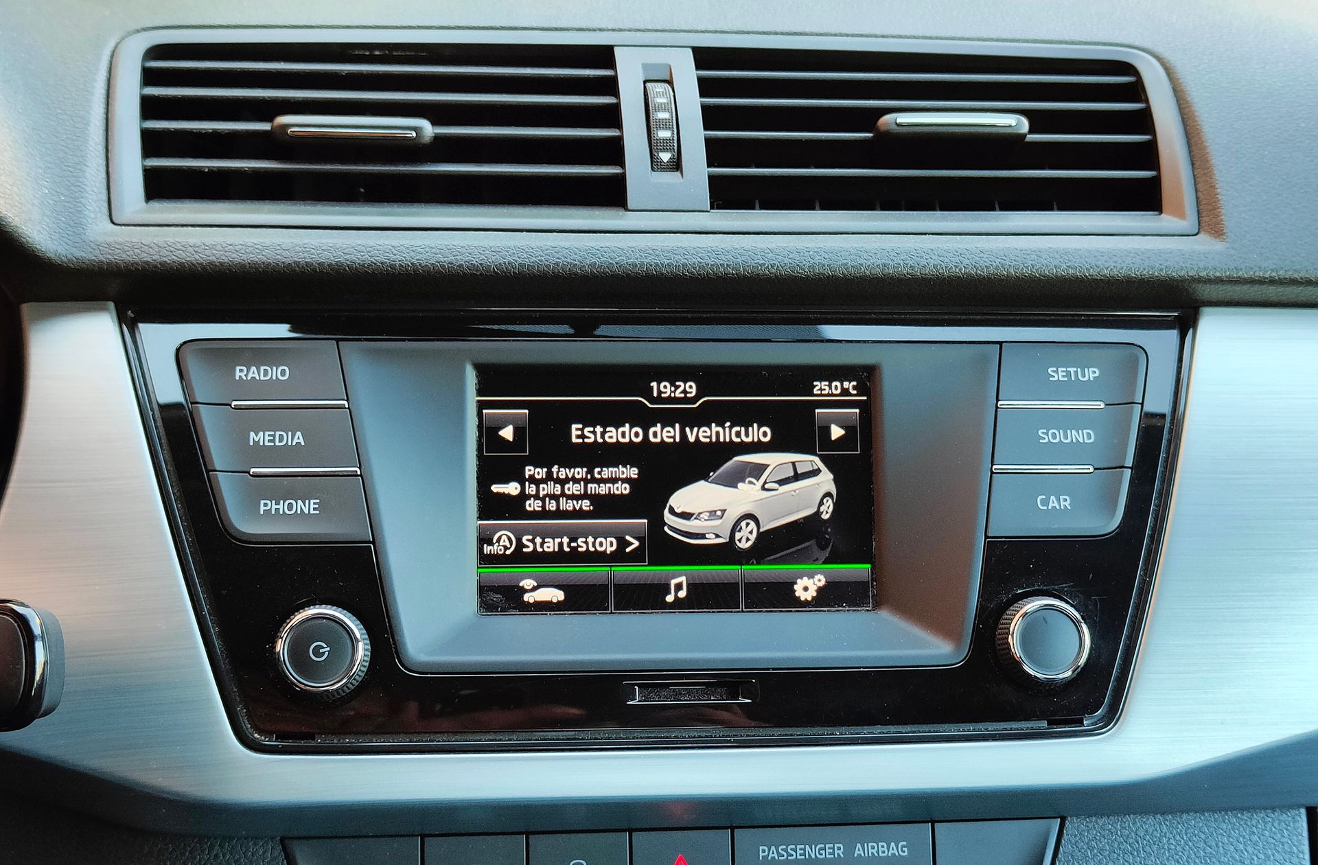 Škoda Fabia 1.0 MPI Like - foto 9