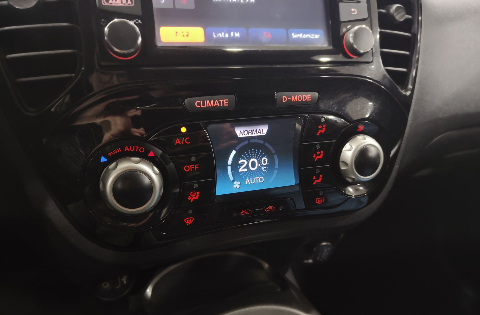 Nissan Juke DIG-T Acenta - foto 26
