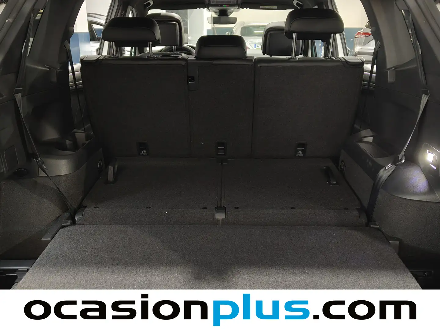 Foto Volkswagen Tiguan Allspace Volkswagen Tiguan Allspace R-Line 2.0 TDI (150 CV) DSG