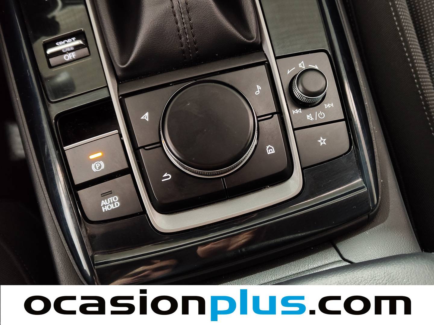 Foto Mazda CX-30 Mazda CX-30 e-SKY G MHEV Prime-line AT (140 CV)