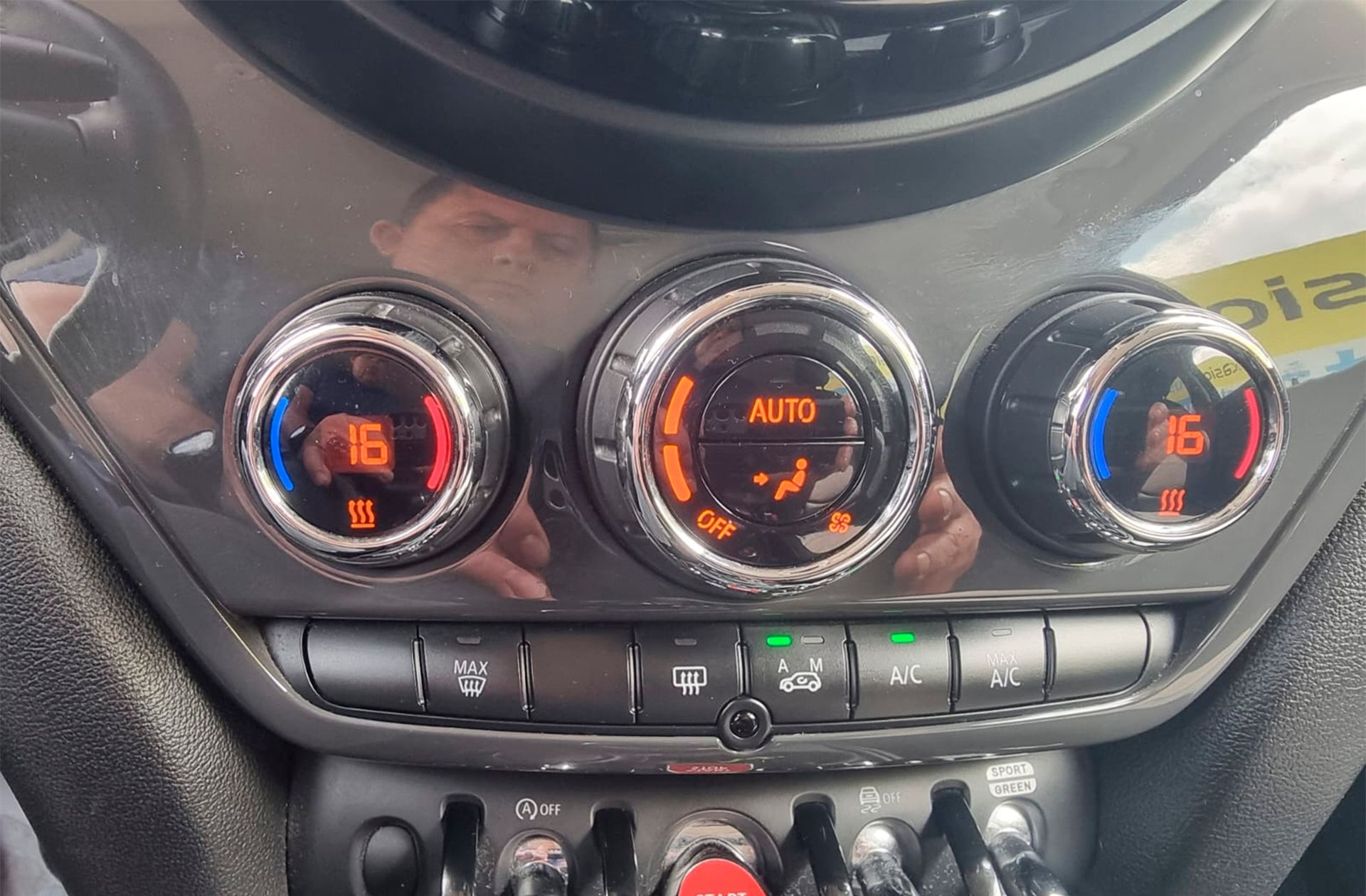 MINI Countryman One D - foto 30
