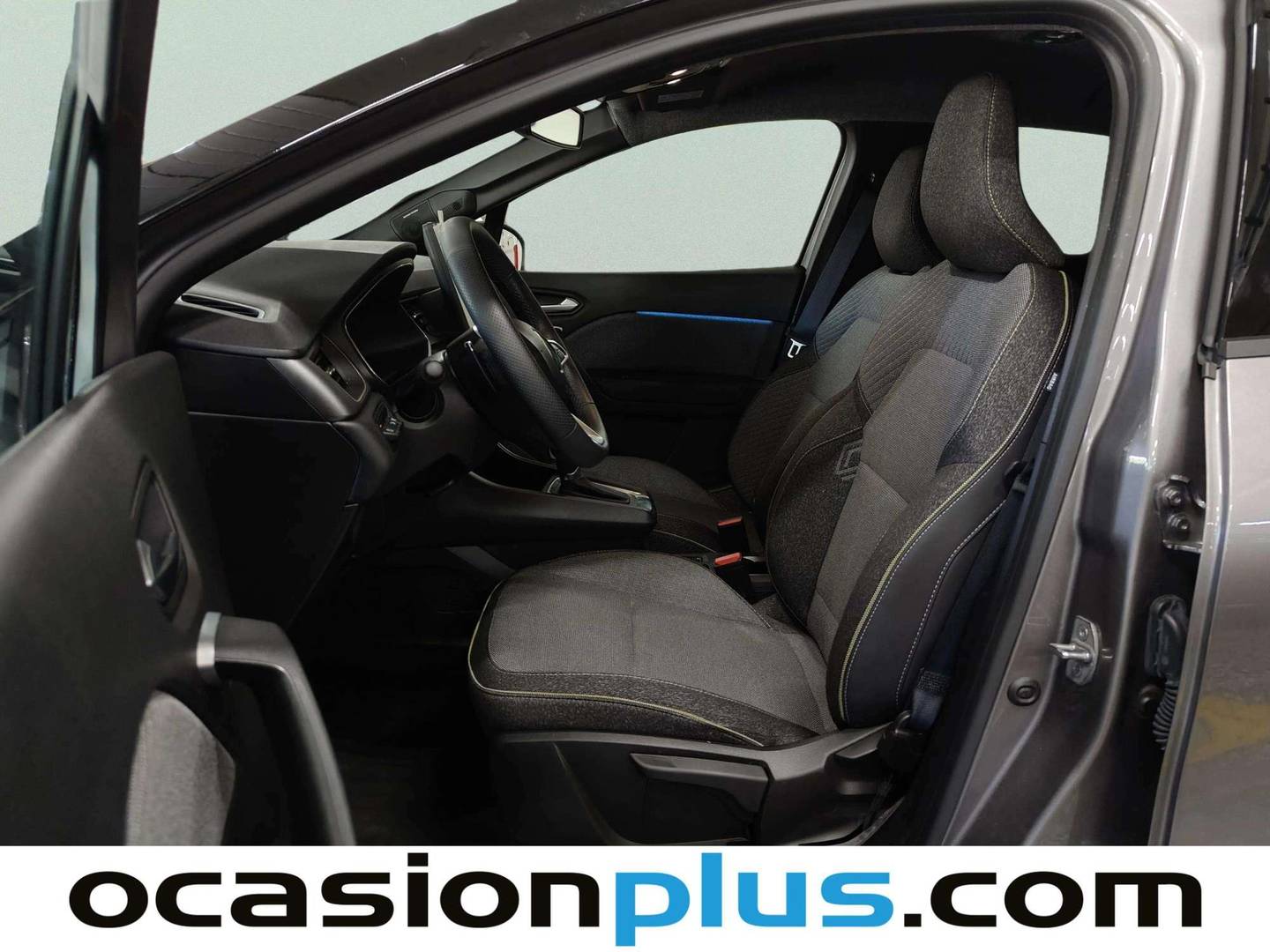 Foto asientos delanteros Renault Captur Renault Captur Techno TCe 160 Mild Hybrid EDC (160 CV)