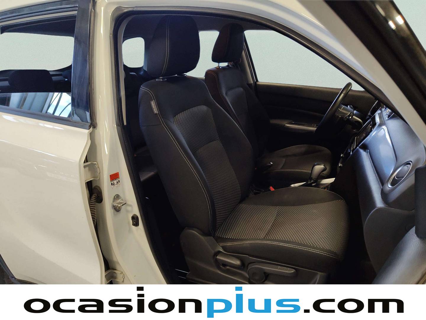 Foto Suzuki Vitara Suzuki Vitara 1.0 T GLE (111 CV)