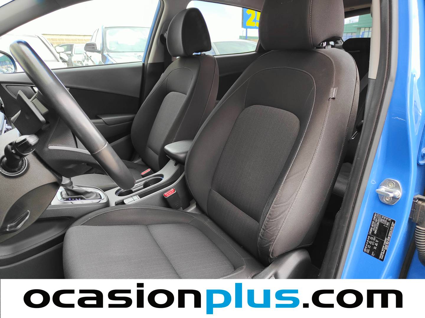 Foto asientos delanteros Hyundai Kona Hyundai Kona 1.6 GDI HEV Tecno 2C DCT  (141 CV)