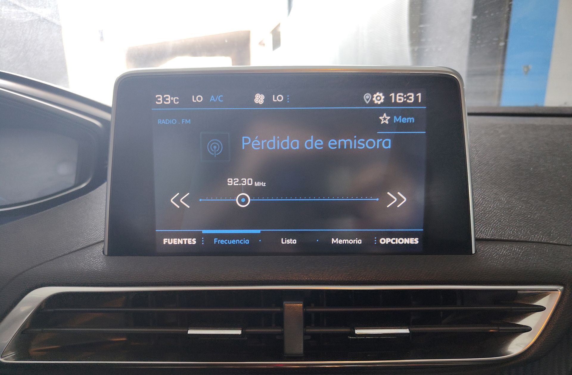 Peugeot 3008 PureTech 130 Active Pack - foto 31