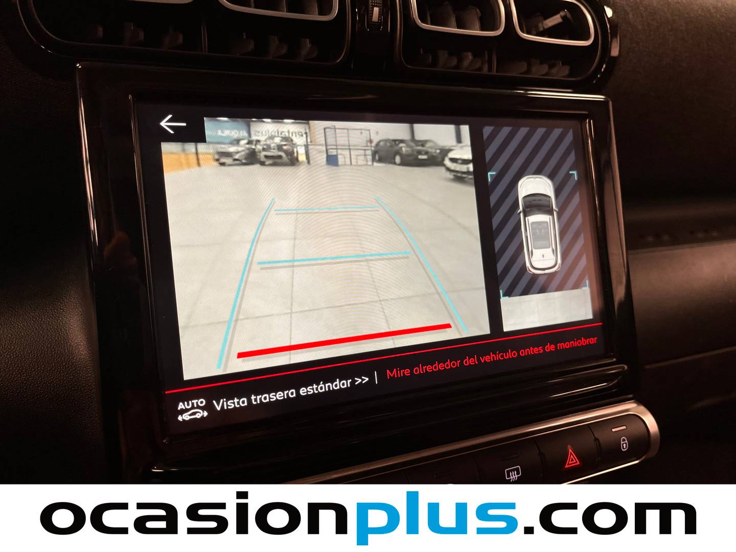 Foto Citroën C3 Aircross Citroen C3 Aircross PureTech 130 Shine Pack EAT6 (131 CV)