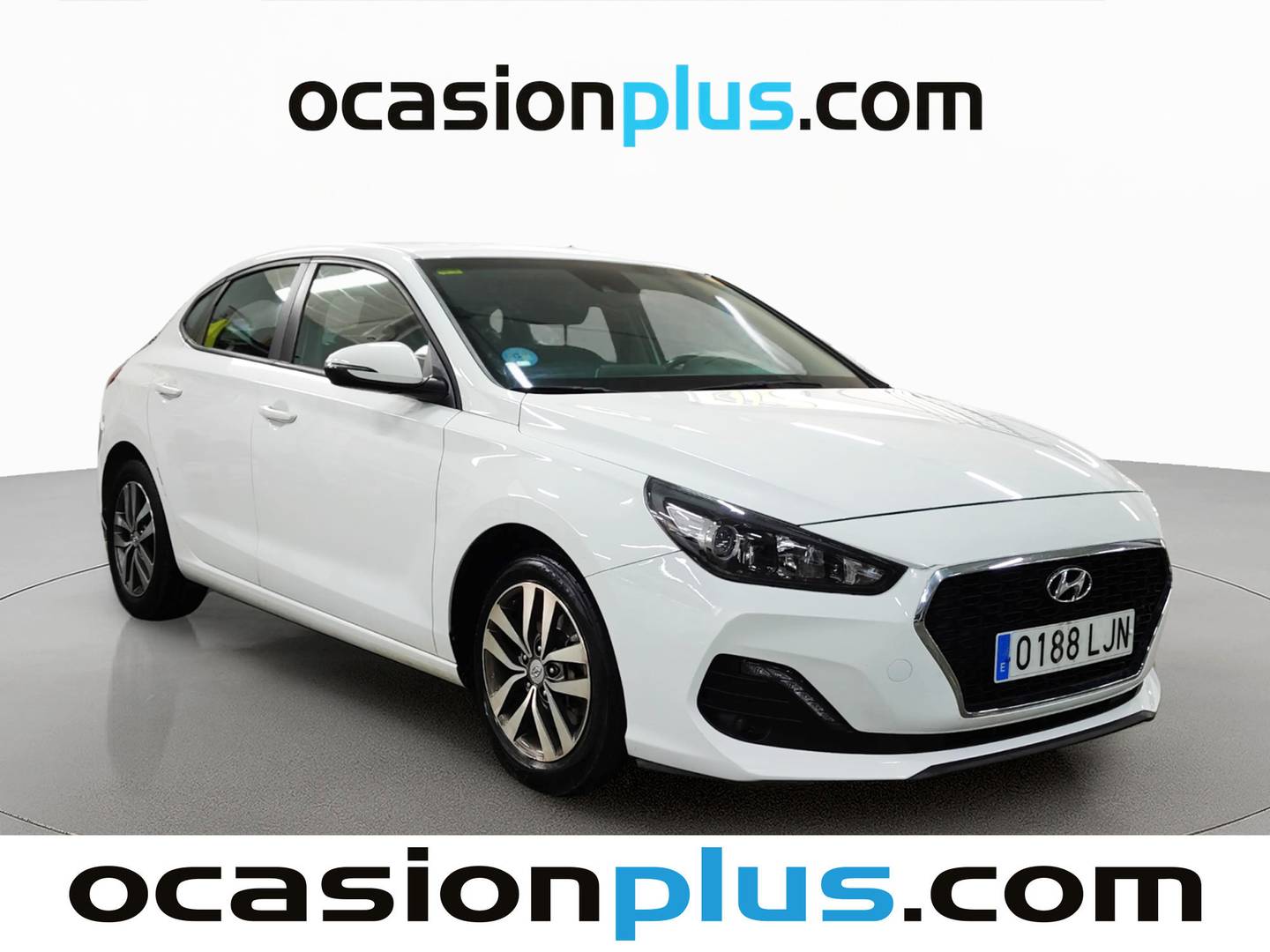 Foto delantera Hyundai i30 Hyundai i30 Fastback 1.0 TGDI Klass  (120 CV) derecha