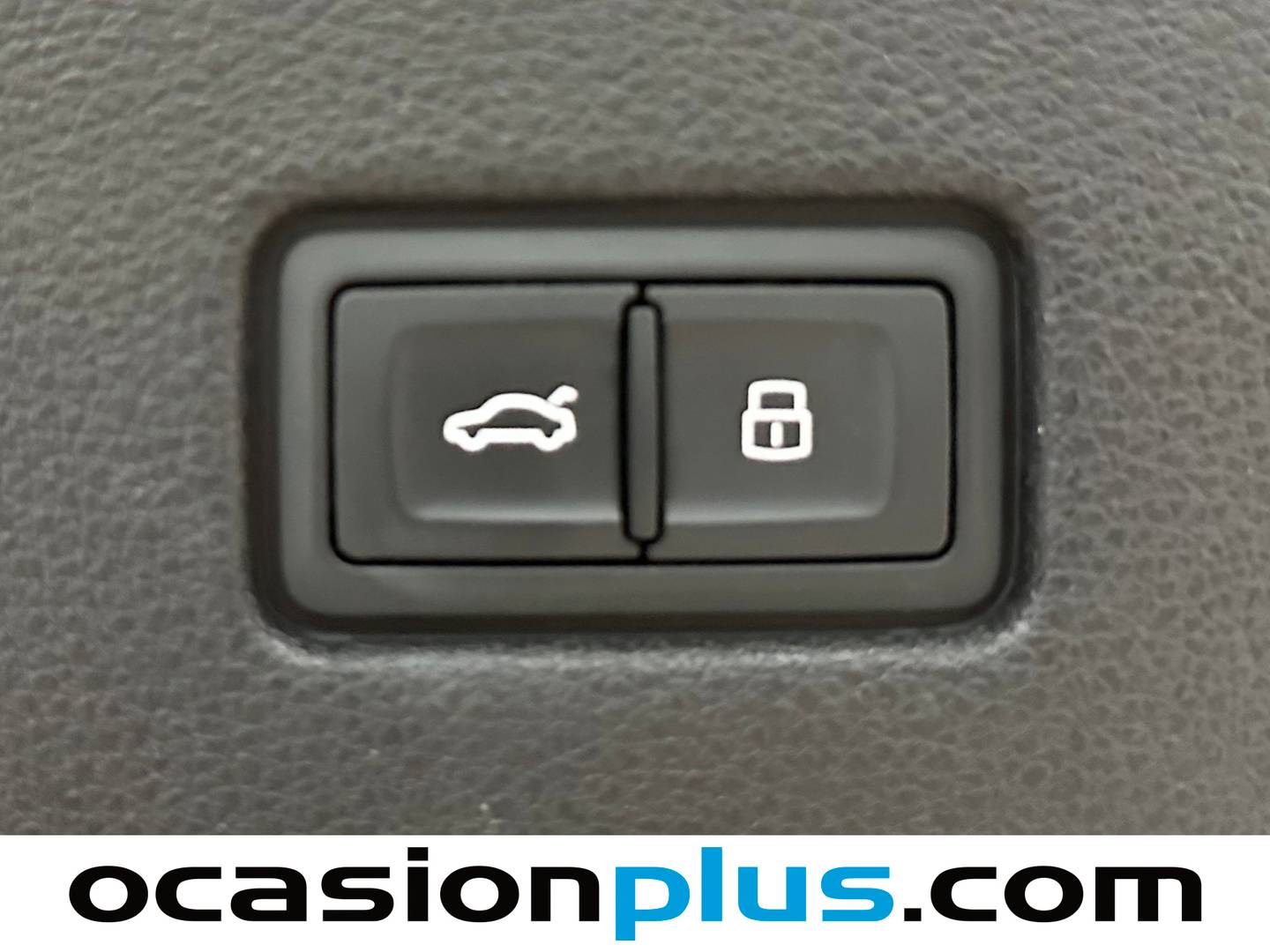 Acabados Audi Q8 Audi Q8 Black line 55 TFSI quattro (340 CV) tiptronic