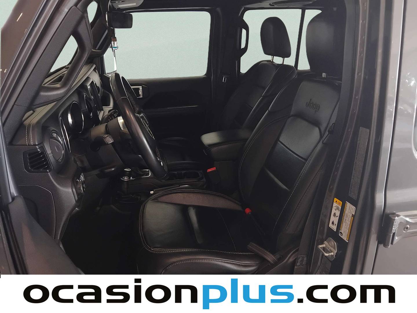 Foto asientos delanteros Jeep Wrangler Unlimited Jeep Wrangler 2.0T GME Sahara 8ATX (270 CV)