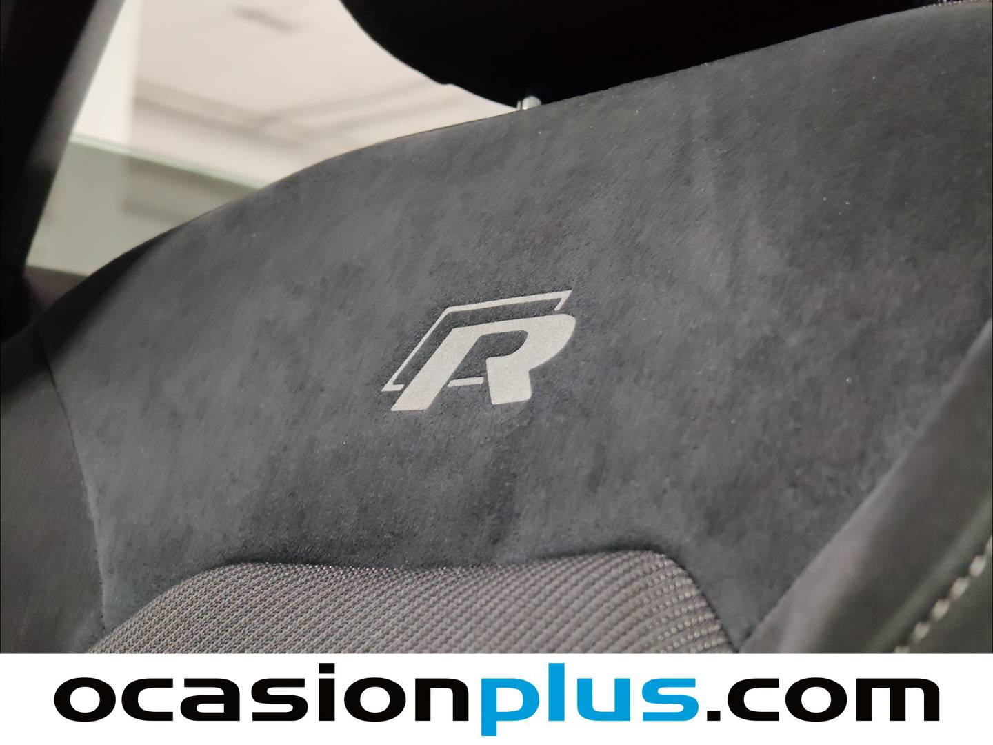 Extras del Volkswagen Golf Volkswagen Golf R 2.0 TSI 4Motion (300 CV) DSG