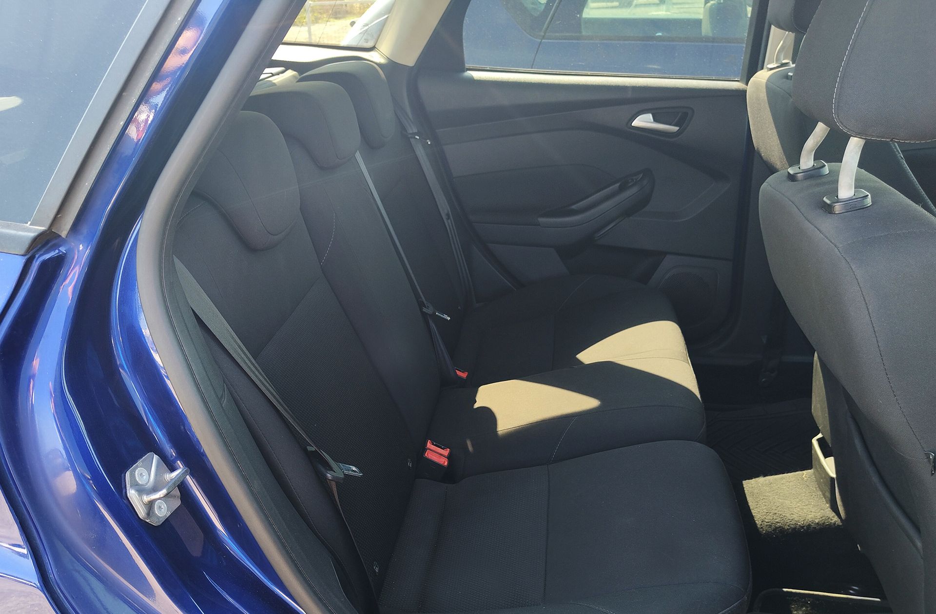 Ford Focus SportBreak 1.0 EcoBoost Business - foto 16