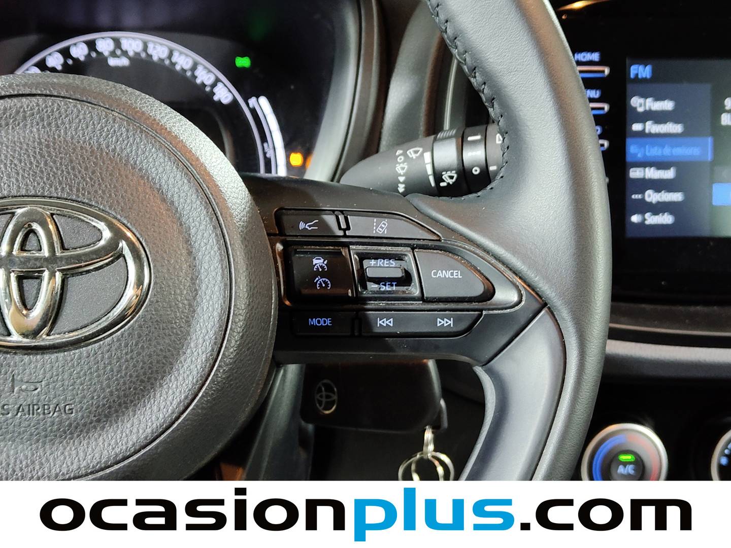 Foto Toyota Aygo X Cross Toyota Aygo X Cross 1.0 VVT-I Play (72 CV)