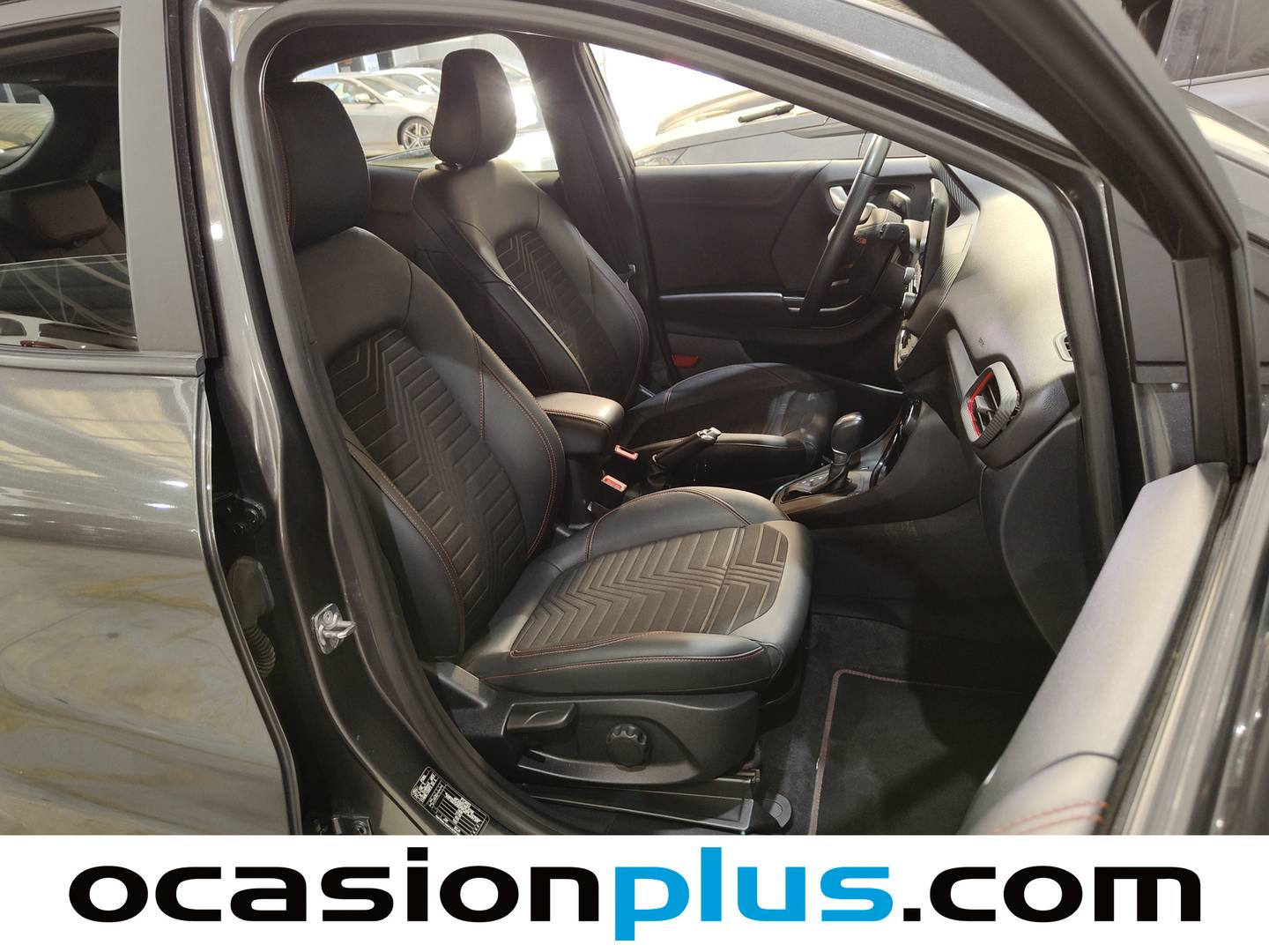 Foto Ford Puma Ford Puma 1.0 EcoBoost MHEV ST-Line X Auto  (155 CV)