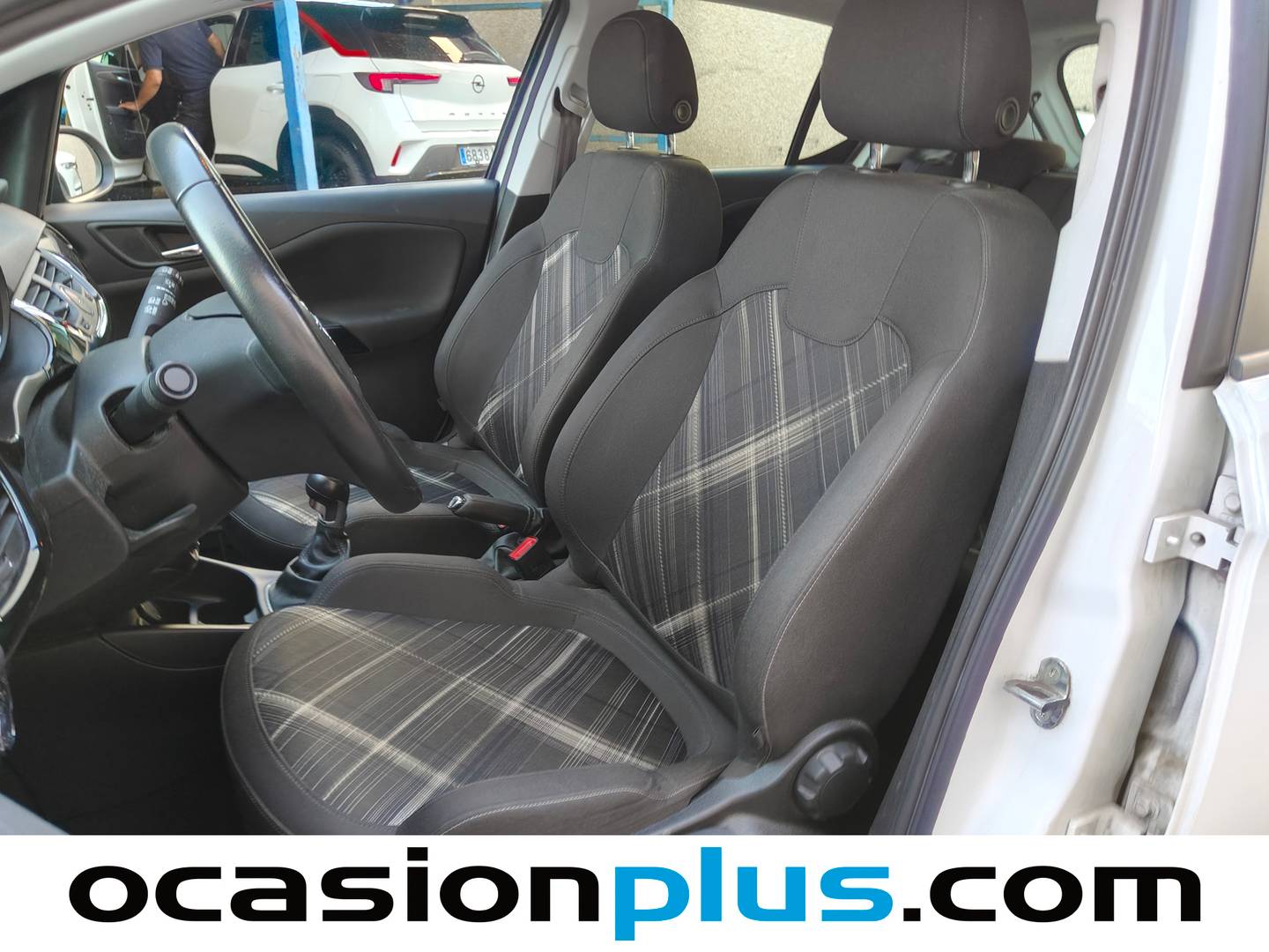 Foto asientos delanteros Opel Corsa Opel Corsa Corsa 1.4 GLP Design Line (90 CV)