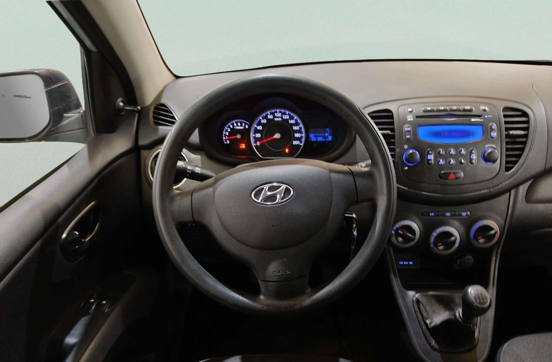 Hyundai i10 1.1 Classic - foto 17