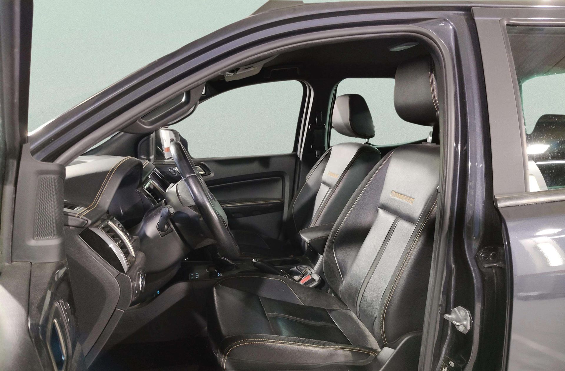 Ford Ranger Pickup 2.0 EcoBlue Doble Cabina Wildtrack 4x4 - foto 15