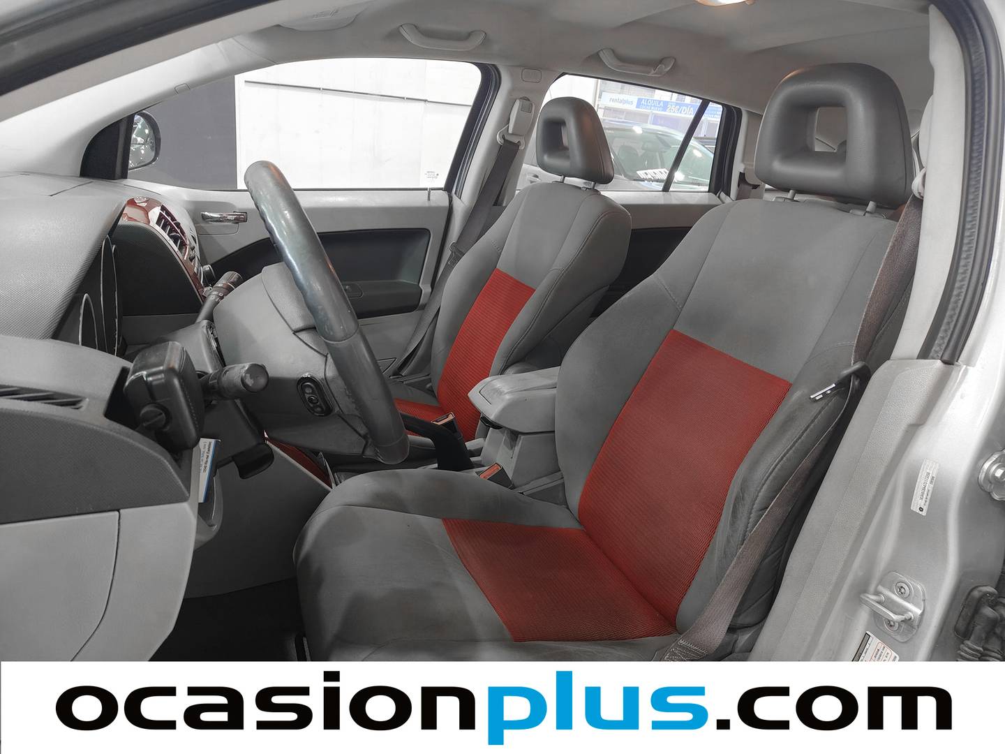 Foto asientos delanteros Dodge Caliber Dodge Caliber 2.0 CRD SXT Sport (140 CV)