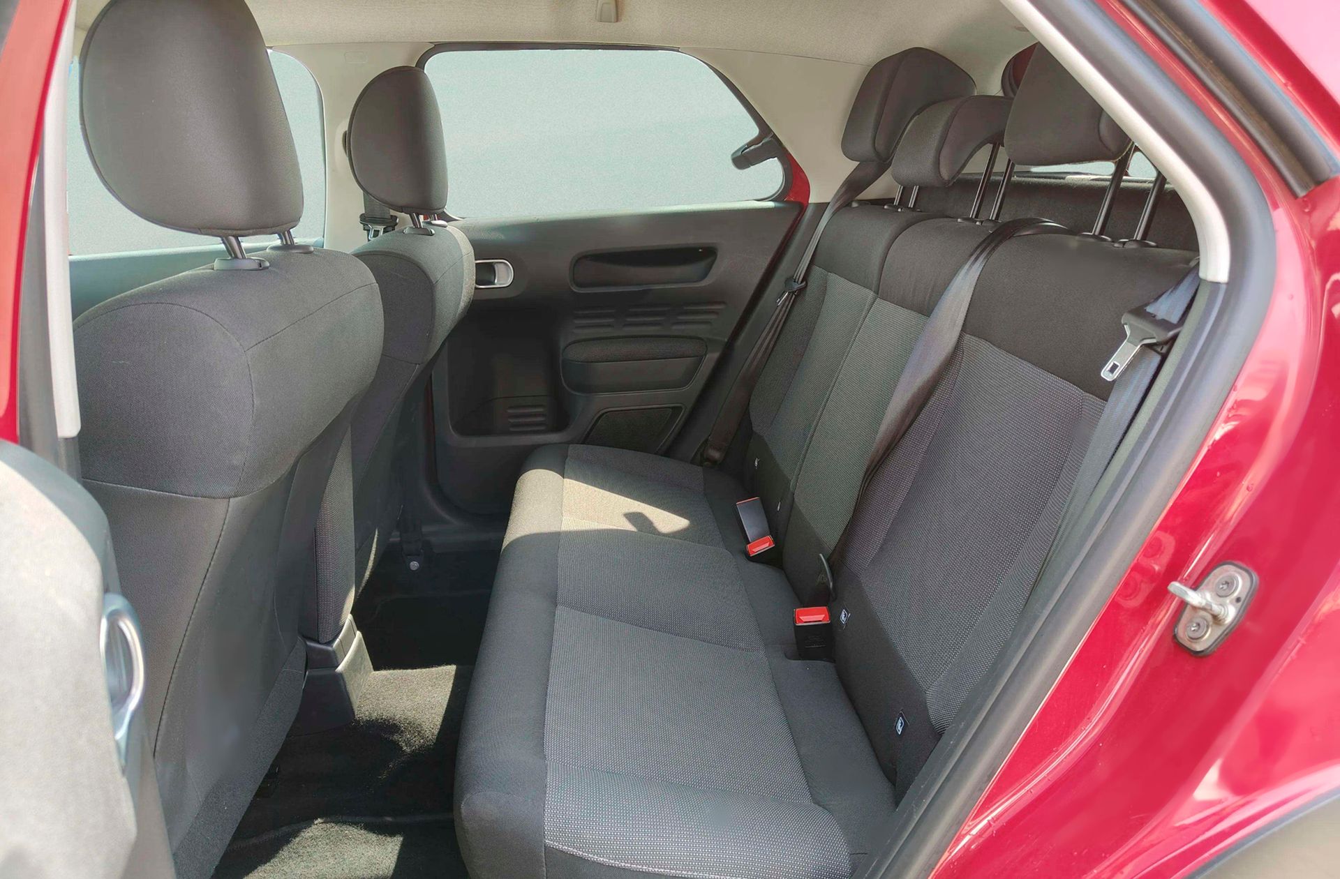 Citroën C4 Cactus BlueHDi 100 Shine ETG6 - foto 12