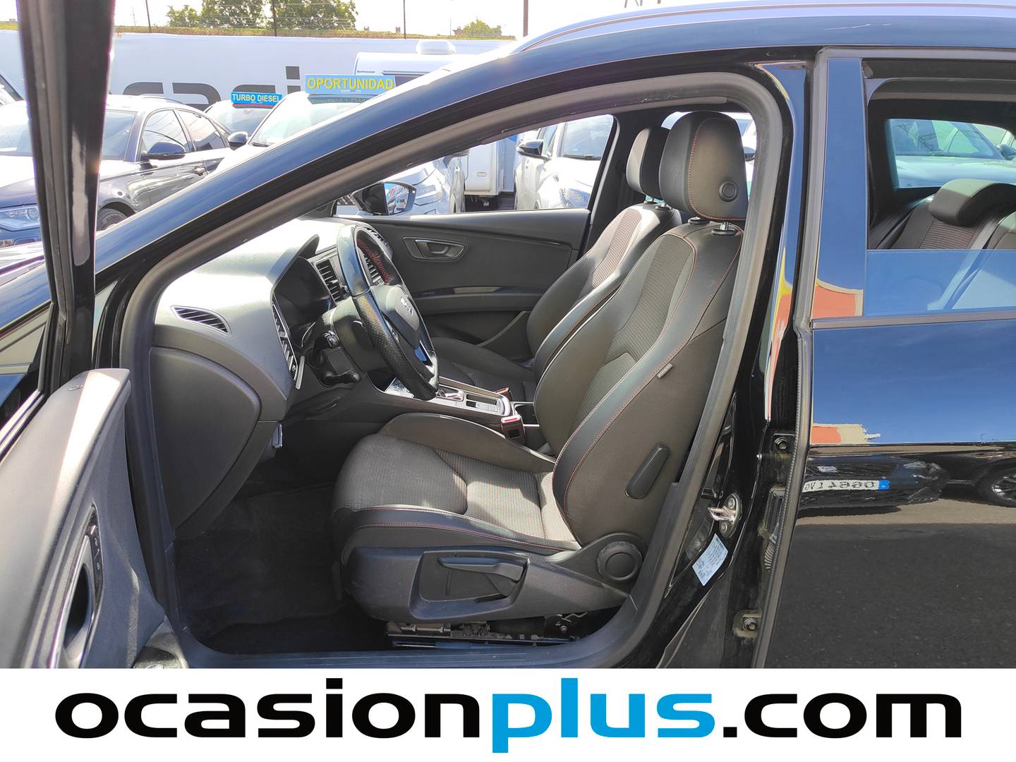 Foto asientos delanteros Seat León Seat León ST 1.5 TGI GNC S&S FR Fast Edition DSG (130 CV)