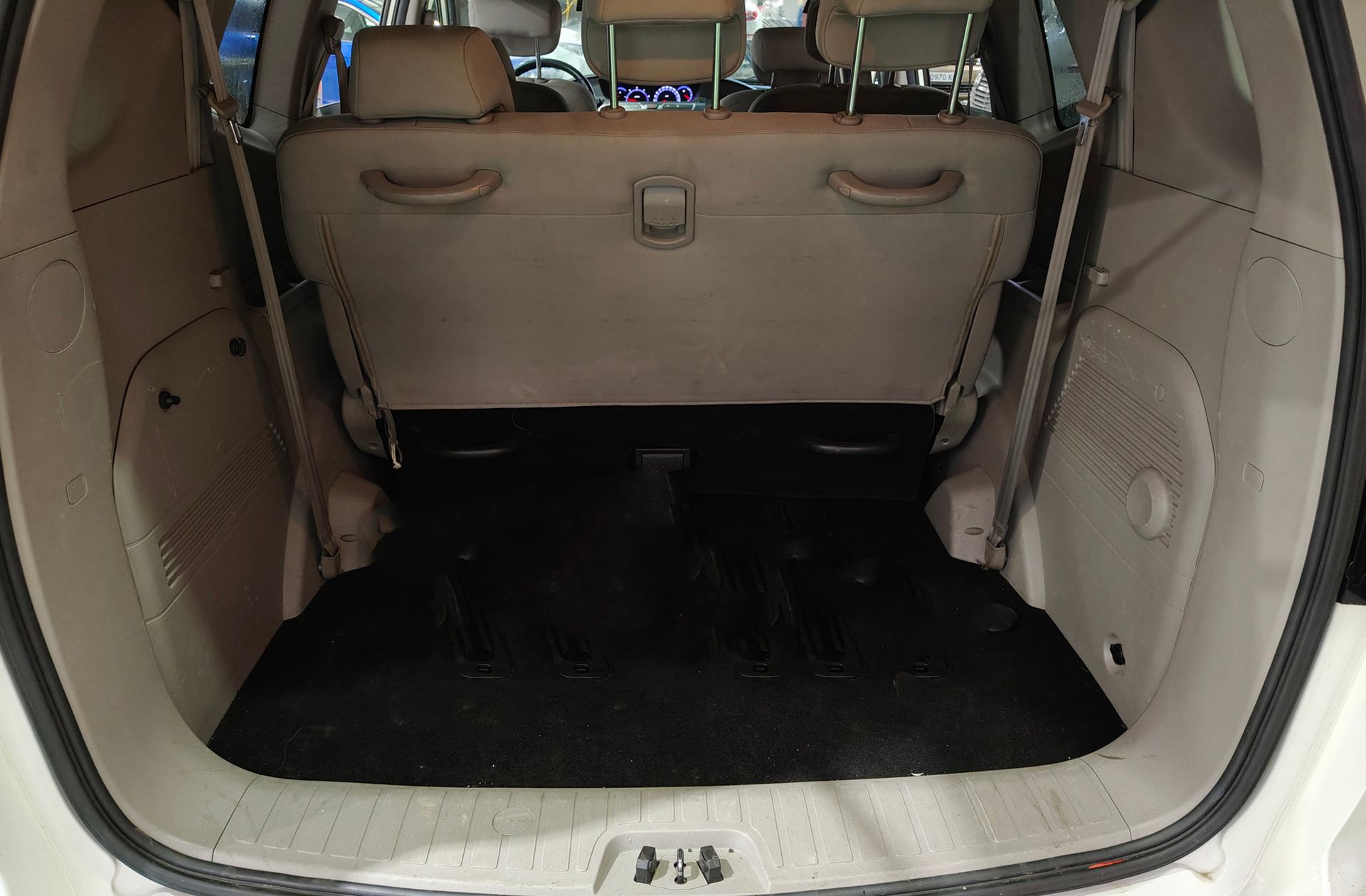 SsangYong Rodius D22T Premium 7 plazas - foto 15