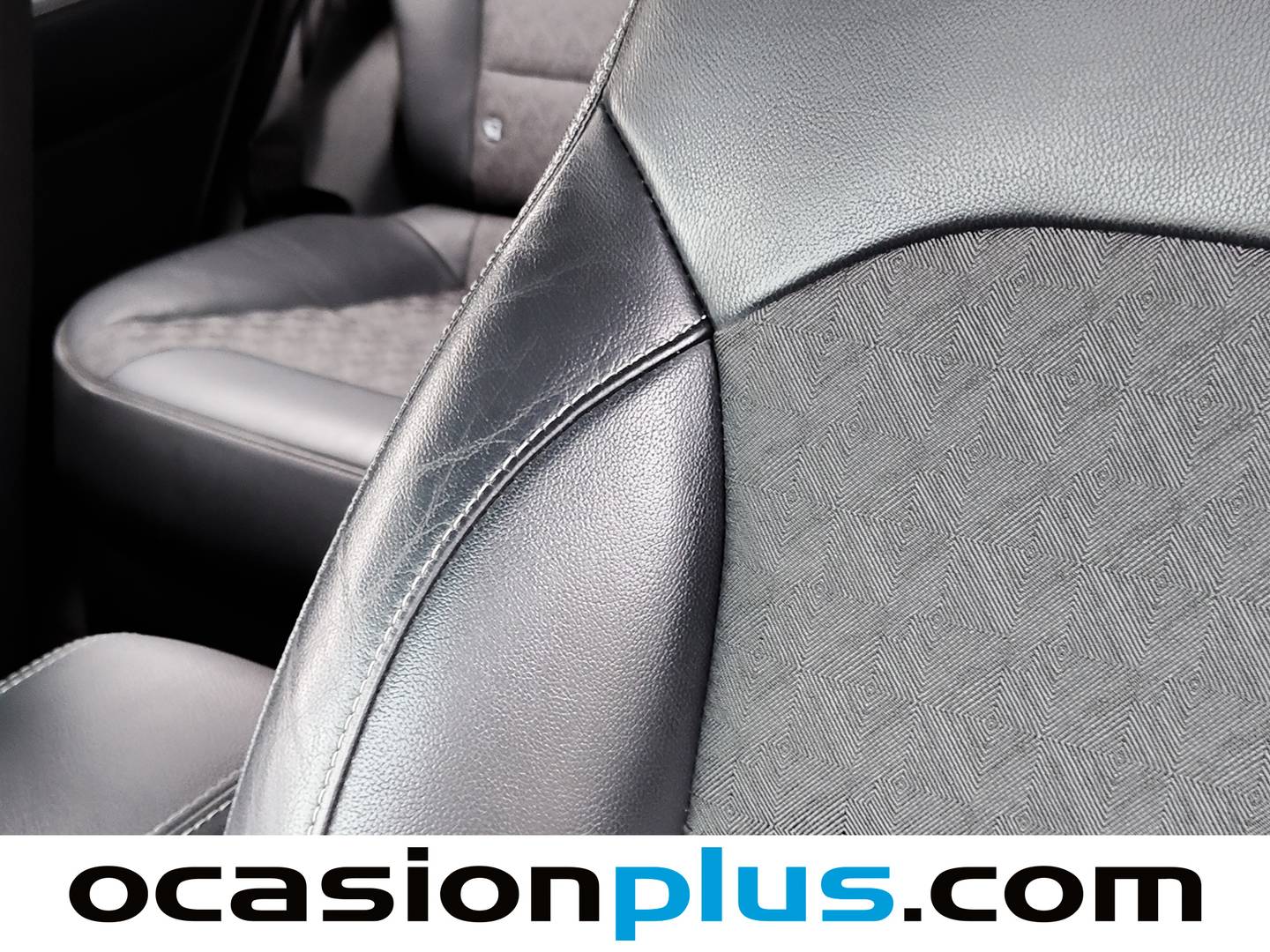 Foto KIA Niro Kia Niro 1.6 GDi PHEV Híbrido Emotion (141 CV)