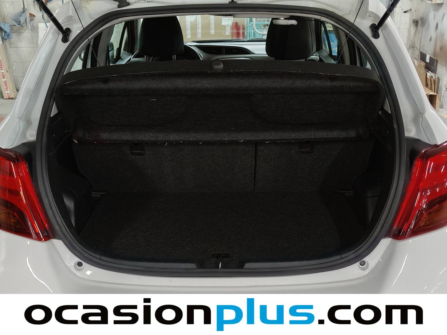 Fotos maletero Toyota Yaris Toyota Yaris 1.5 Hybrid Active (100 CV)