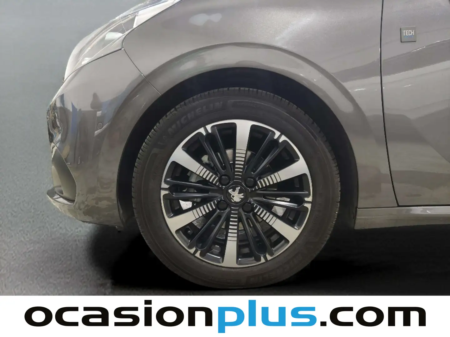 Foto Peugeot 208 Peugeot 208 PureTech 82 S&S Tech Edition (82 CV)