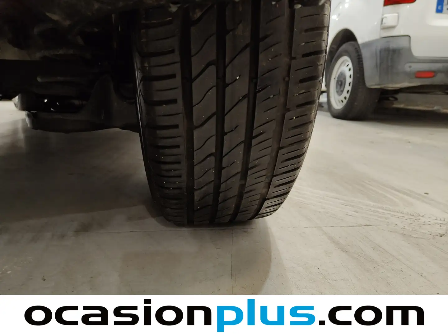 Foto Peugeot 2008 Peugeot 2008 PureTech 100 S&S Allure  (100 CV)