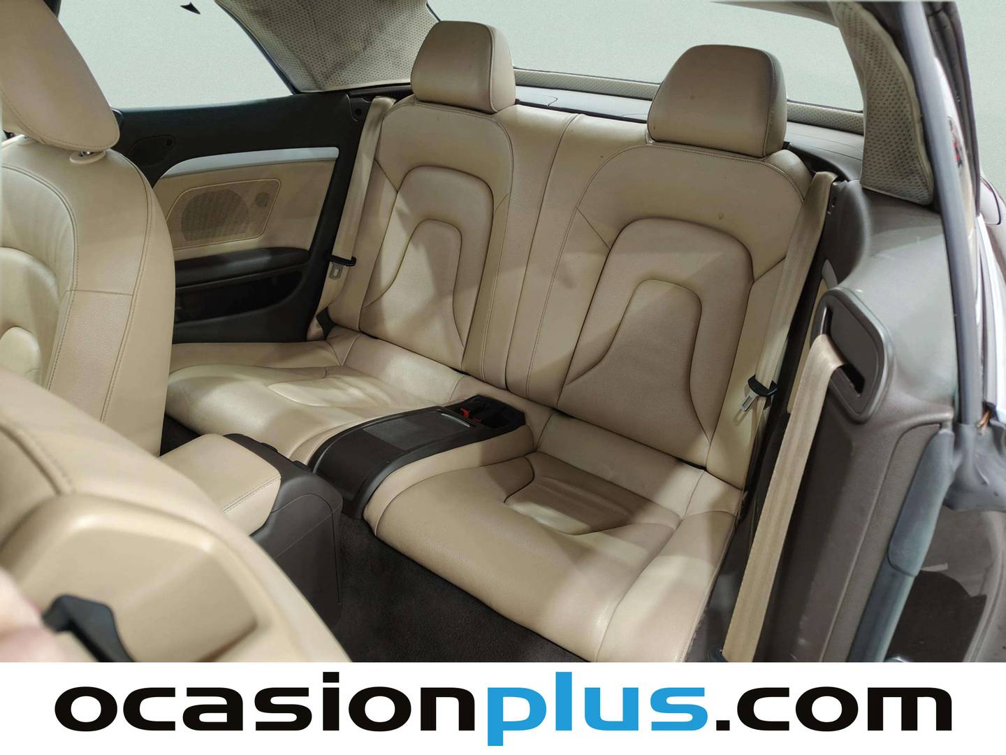 Foto asientos traseros Audi A5 Audi A5 Cabrio Advanced edition 2.0 TDI clean diesel (150 CV)