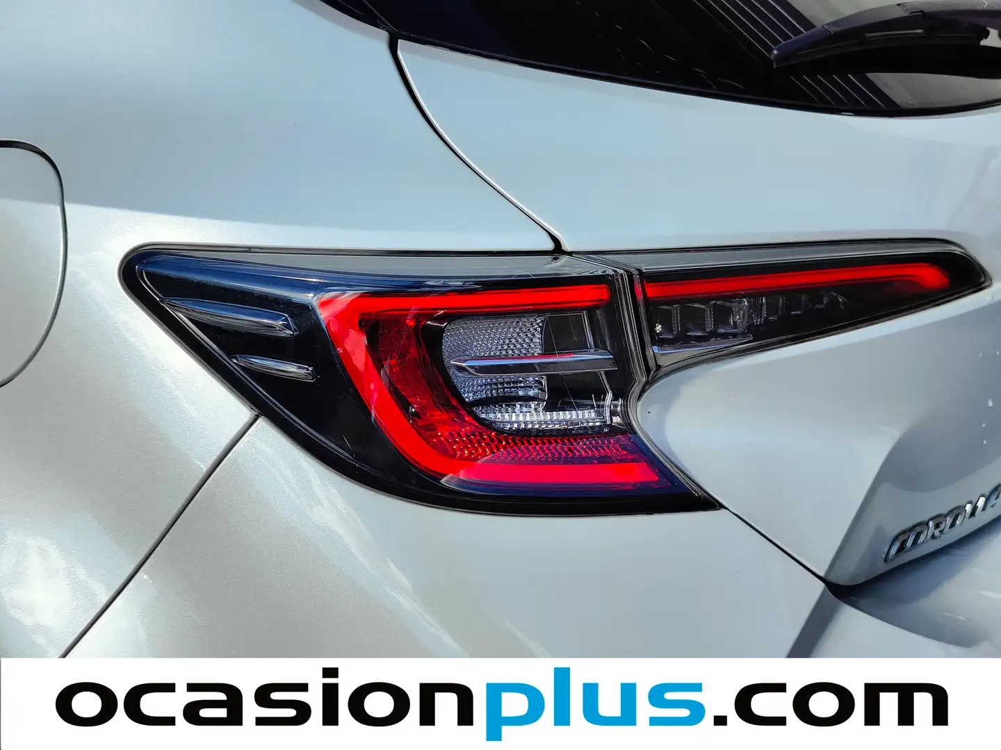 Foto Toyota Corolla Toyota Corolla 180H FEEL! E-CVT (180 CV)