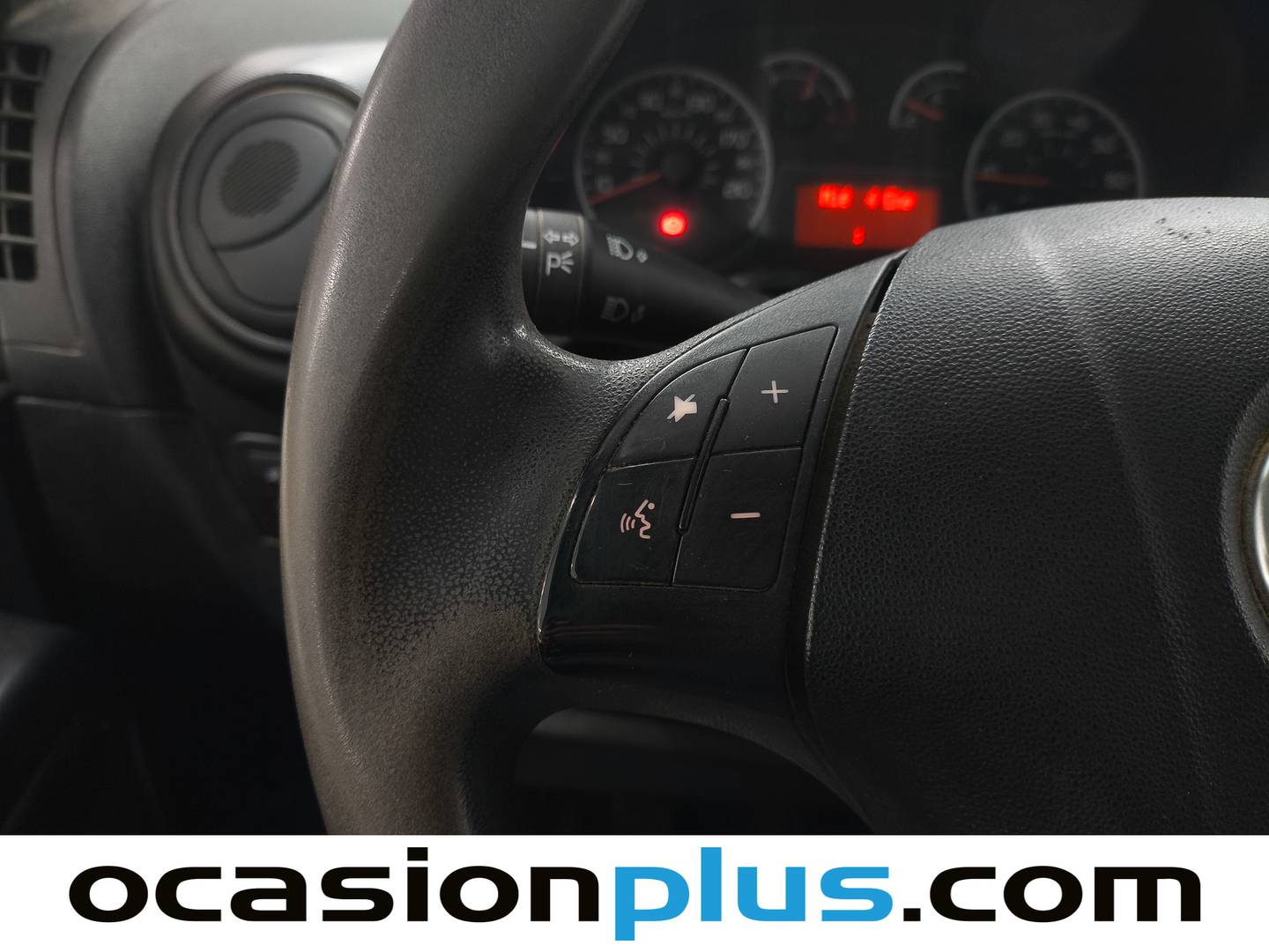Extras y acabados del Fiat Fiorino Fiat Fiorino Cargo Furgon 1.3 Multijet Base (75 CV) 2 Plazas
