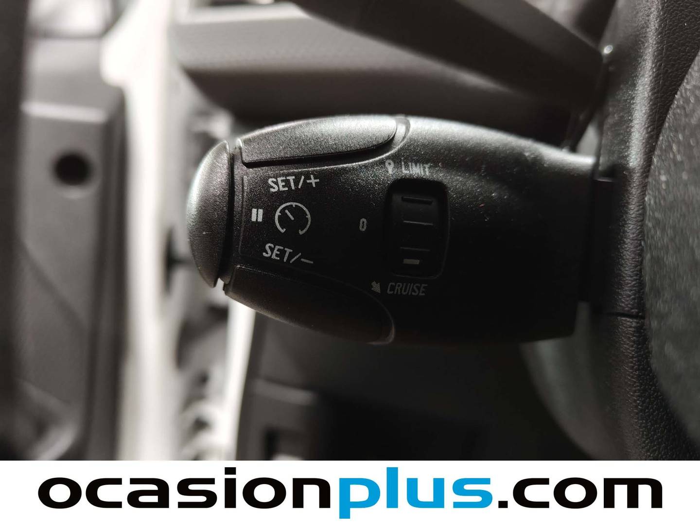 Peugeot 2008 Peugeot 2008 BlueHDi 100 Signature (100 CV) seminuevo