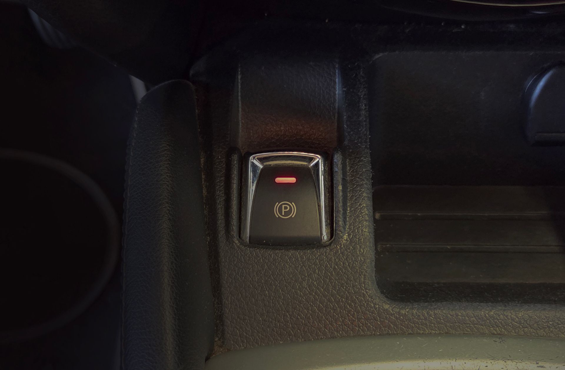 Nissan Qashqai 1.5 dCi N-Connecta 4x2 - foto 27