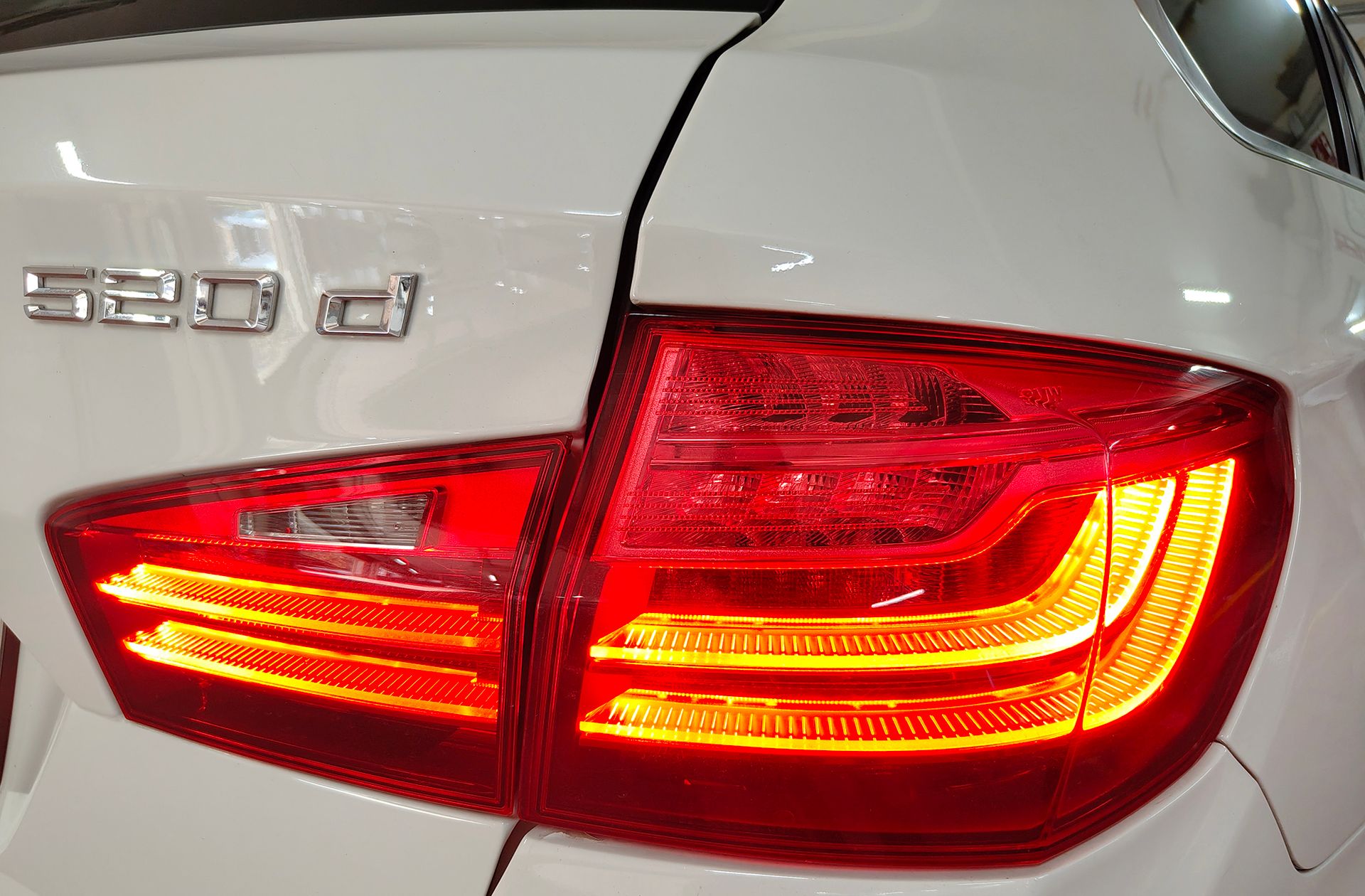 BMW Serie 5 520d Touring - foto 17