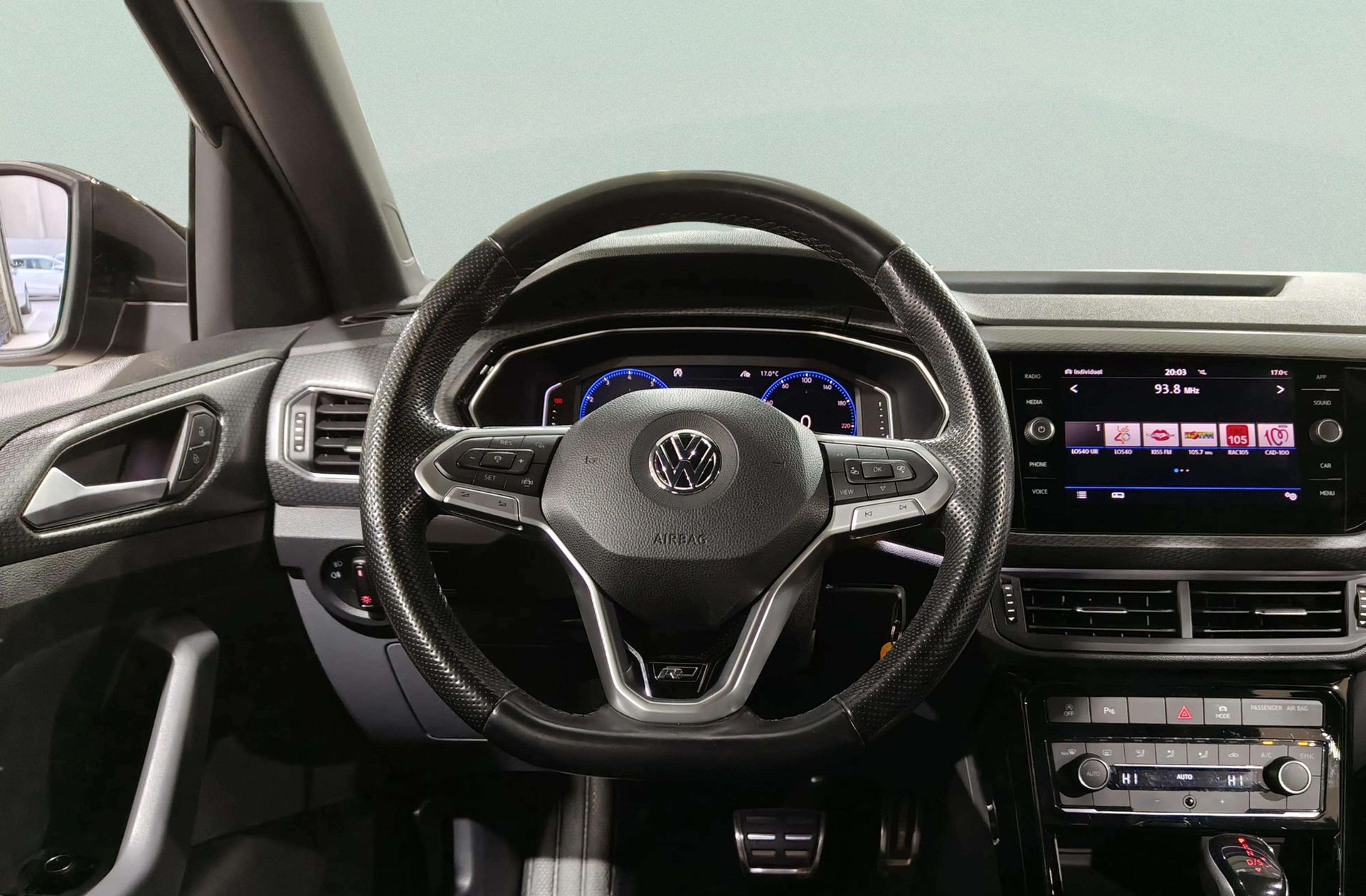 Volkswagen T-Cross Sport 1.0 TSI DSG - foto 23