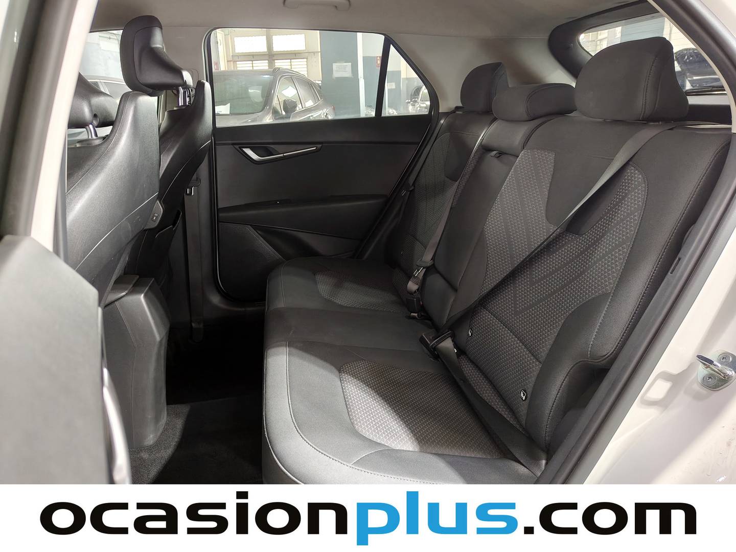 Foto asientos traseros KIA Niro KIA Niro 1.6 GDi HEV Concept (129 CV)