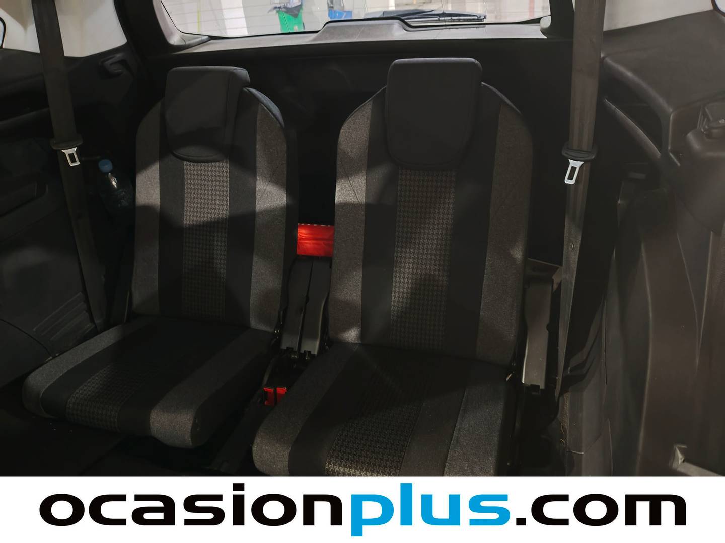 Foto asientos delanteros Peugeot 5008 Peugeot 5008 1.2L PureTech S&S Active (130 CV) 7 Plazas