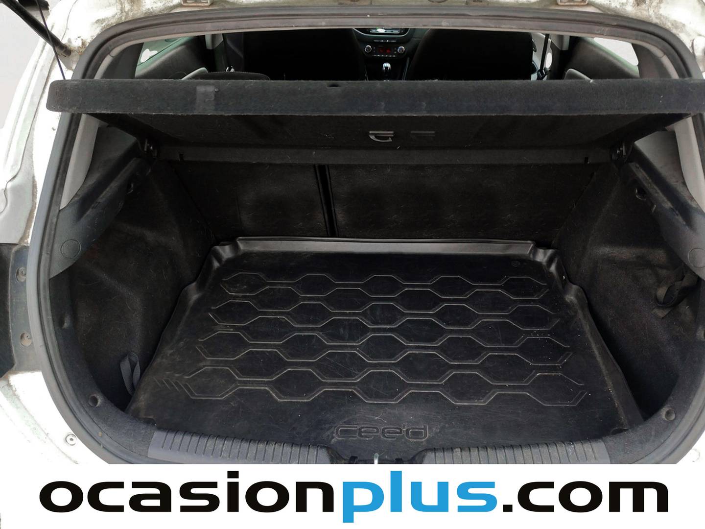 Fotos maletero KIA Ceed Kia Ceed 1.6 CRDi VGT x-Tech17 DCT (136 CV)